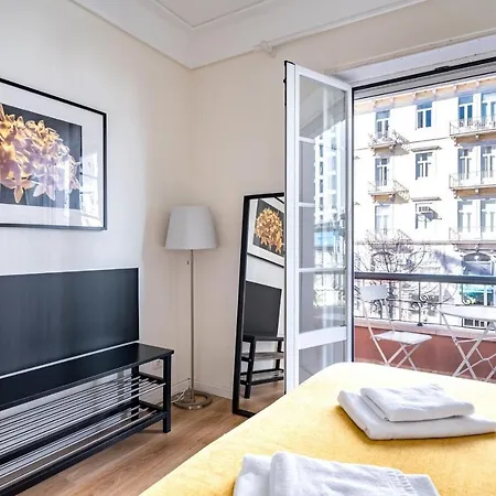 Apartman Akicity Marques Pearl Ii